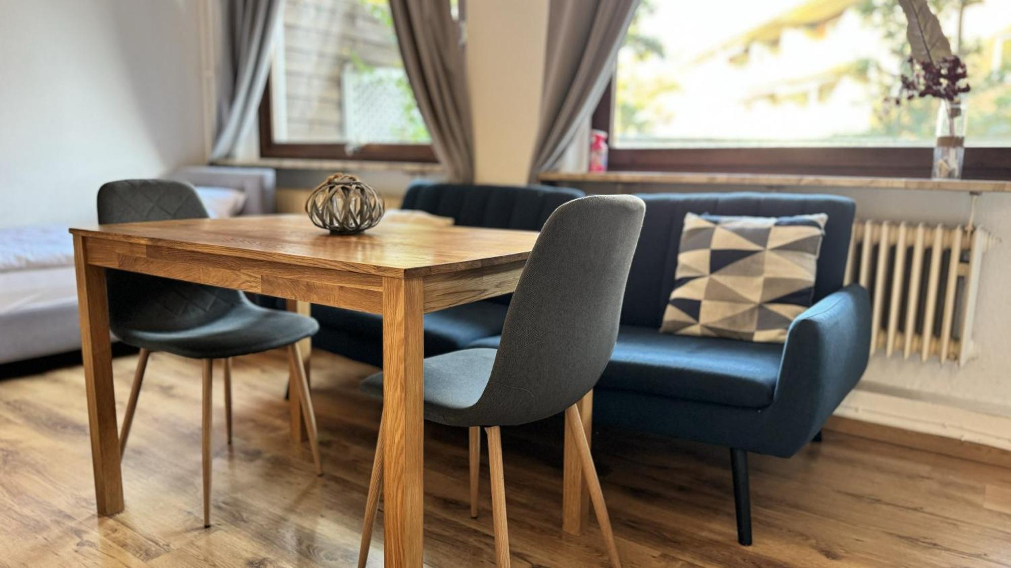 Studio-Apartments Fuer Monteure & Businessgaeste Zentral In 新明斯特 外观 照片
