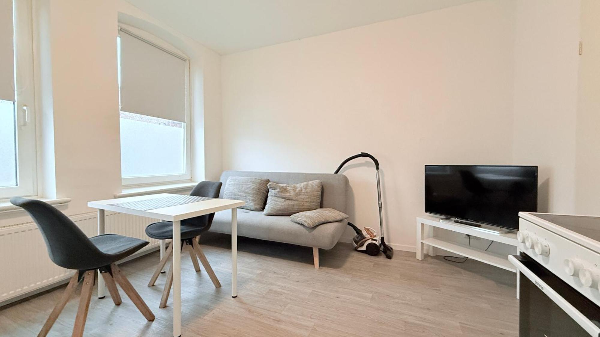 Studio-Apartments Fuer Monteure & Businessgaeste Zentral In 新明斯特 外观 照片