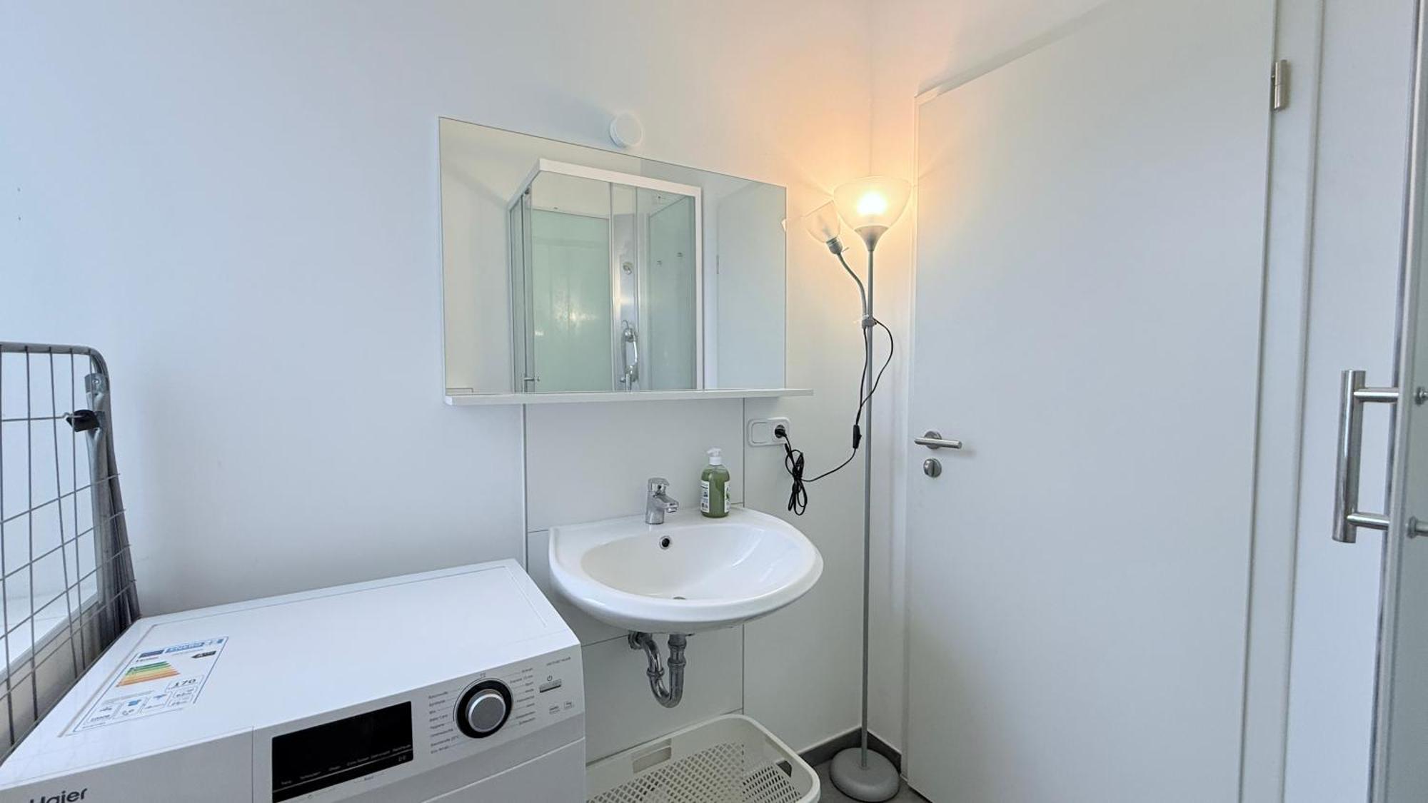 Studio-Apartments Fuer Monteure & Businessgaeste Zentral In 新明斯特 外观 照片
