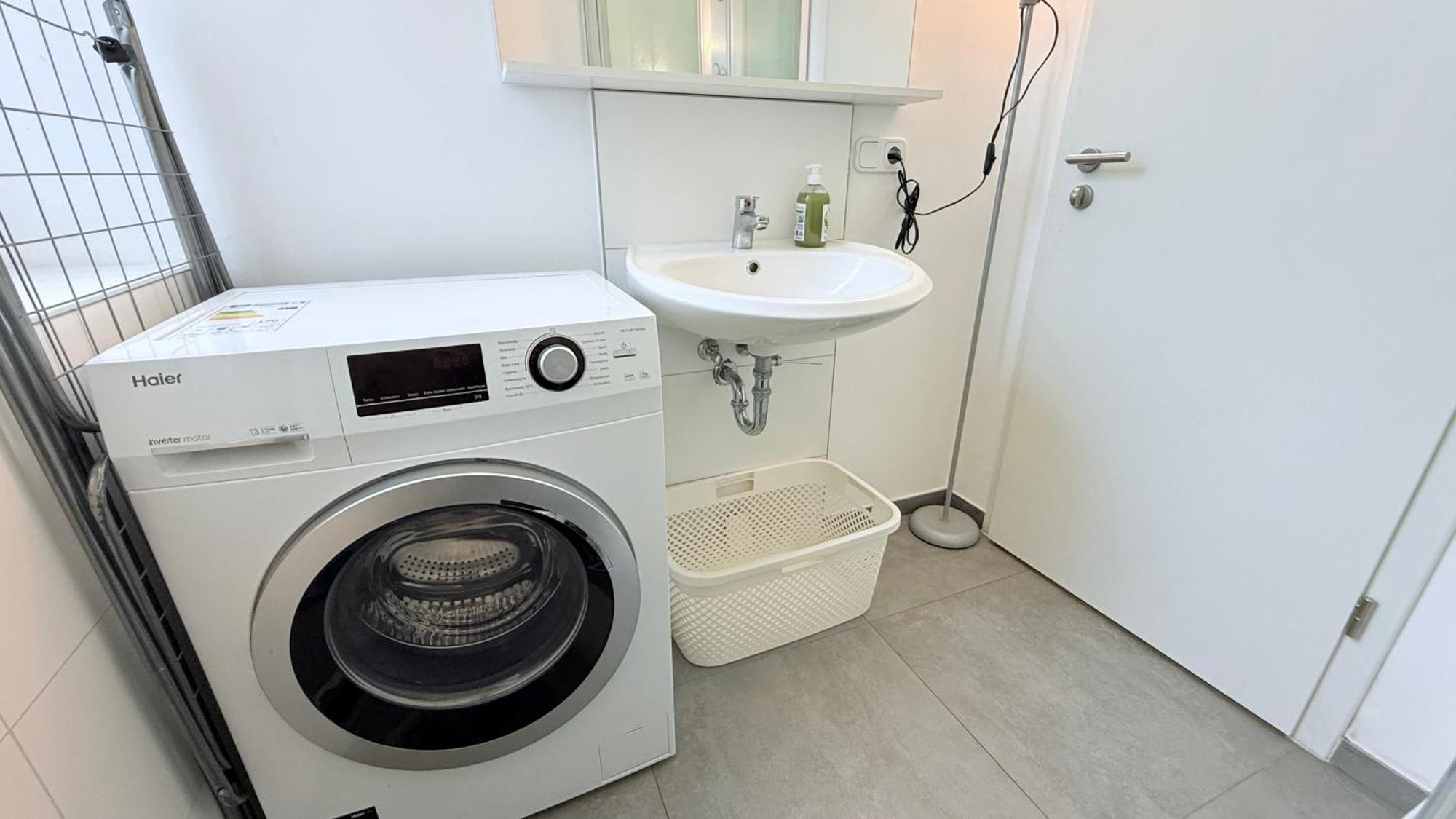 Studio-Apartments Fuer Monteure & Businessgaeste Zentral In 新明斯特 外观 照片